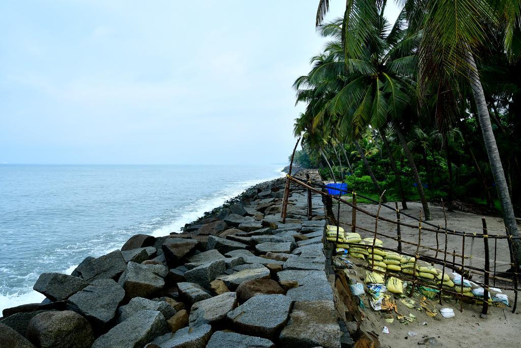 Royal Beach Abode Kochi Exterior photo