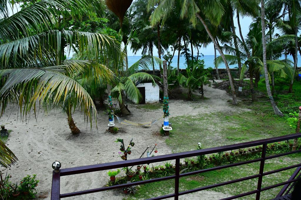 Royal Beach Abode Kochi Exterior photo