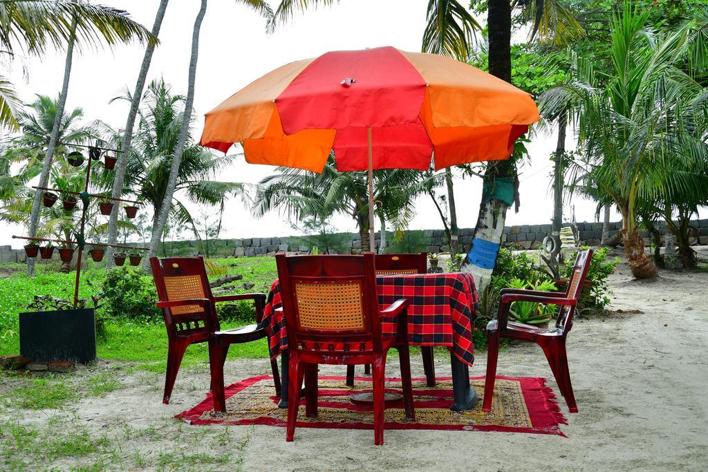 Royal Beach Abode Kochi Exterior photo