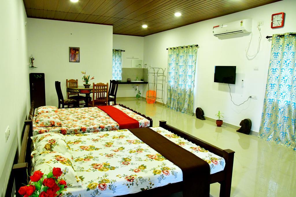 Royal Beach Abode Kochi Exterior photo